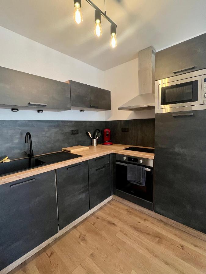 Agreable T2 Idealement Situe Mende Kültér fotó